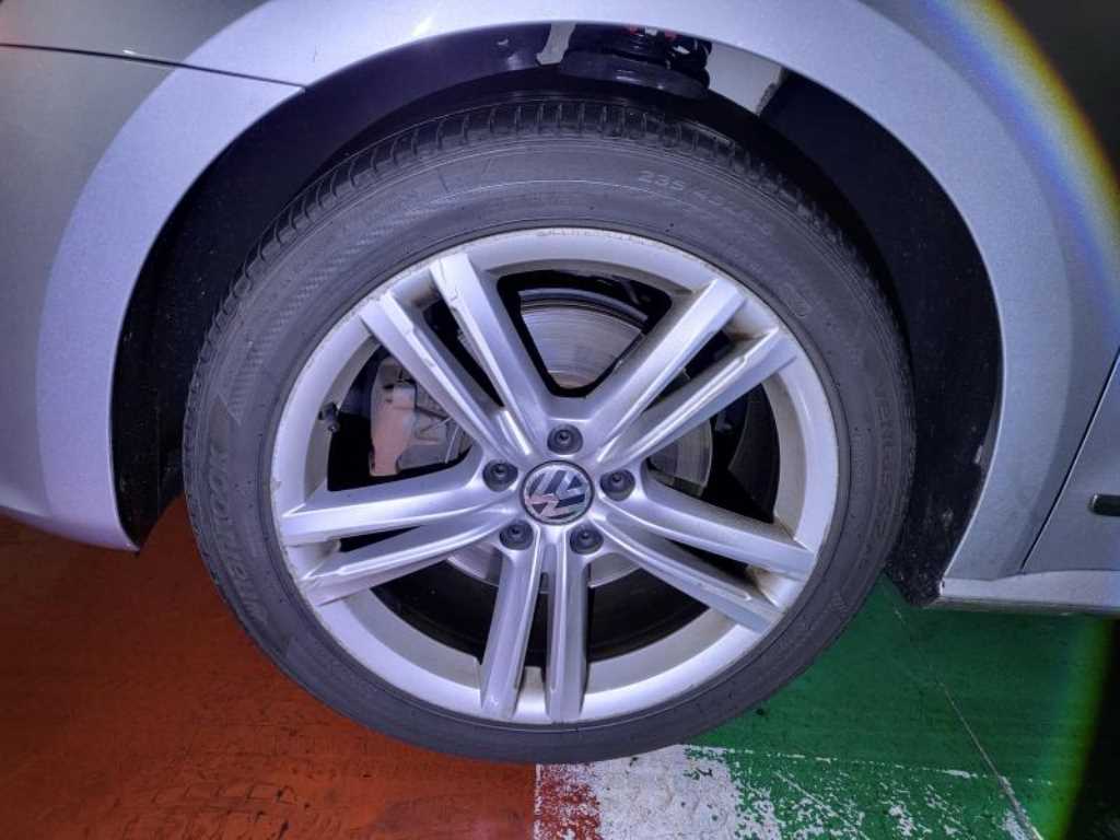 Volkswagen Passat - Vista 7