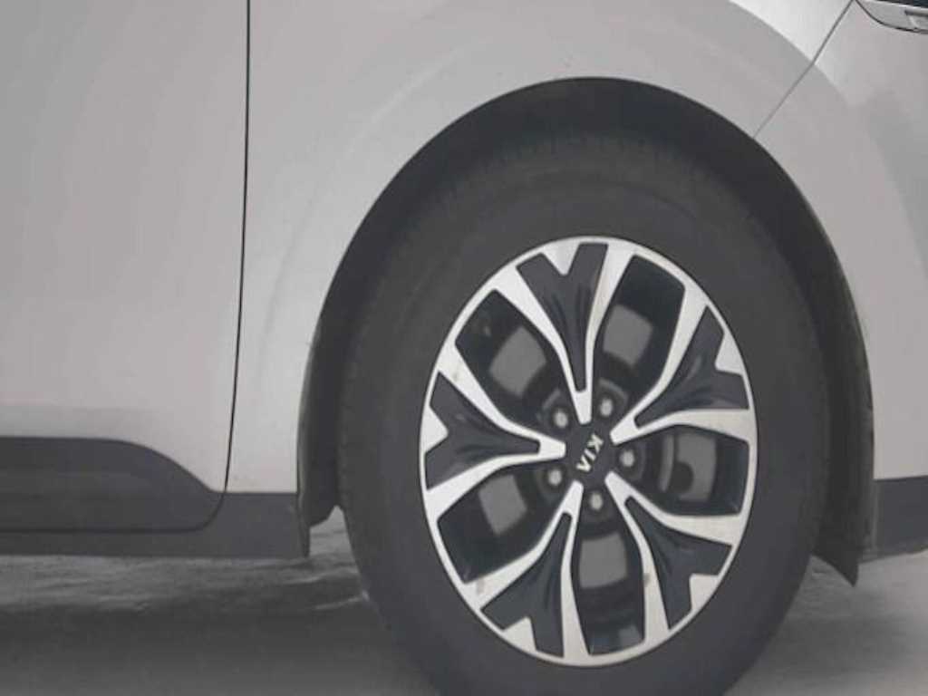 KIA Carnival - Vista 9
