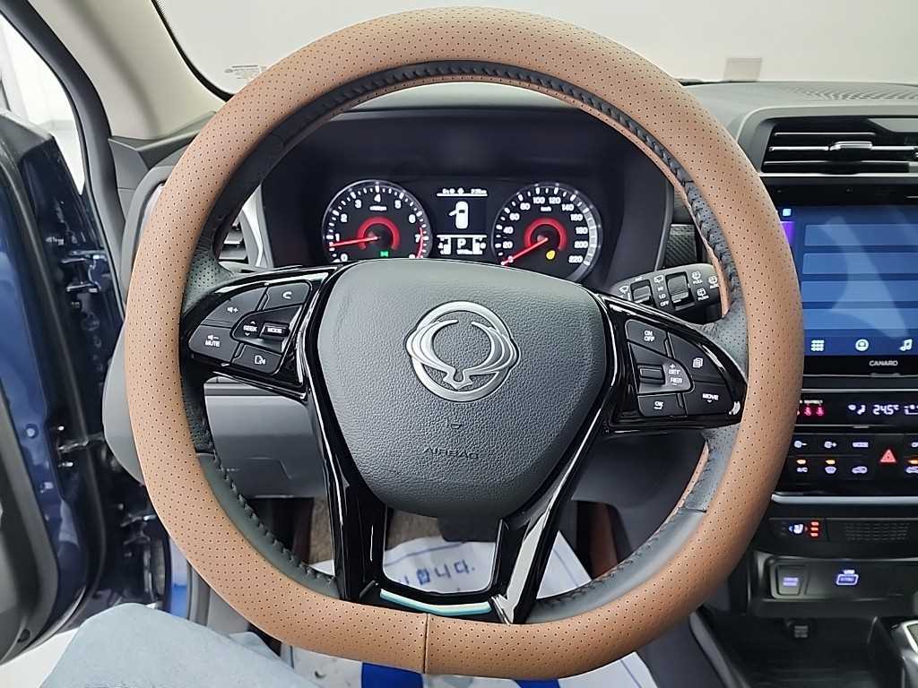 Ssangyong Tivoli - Vista 9