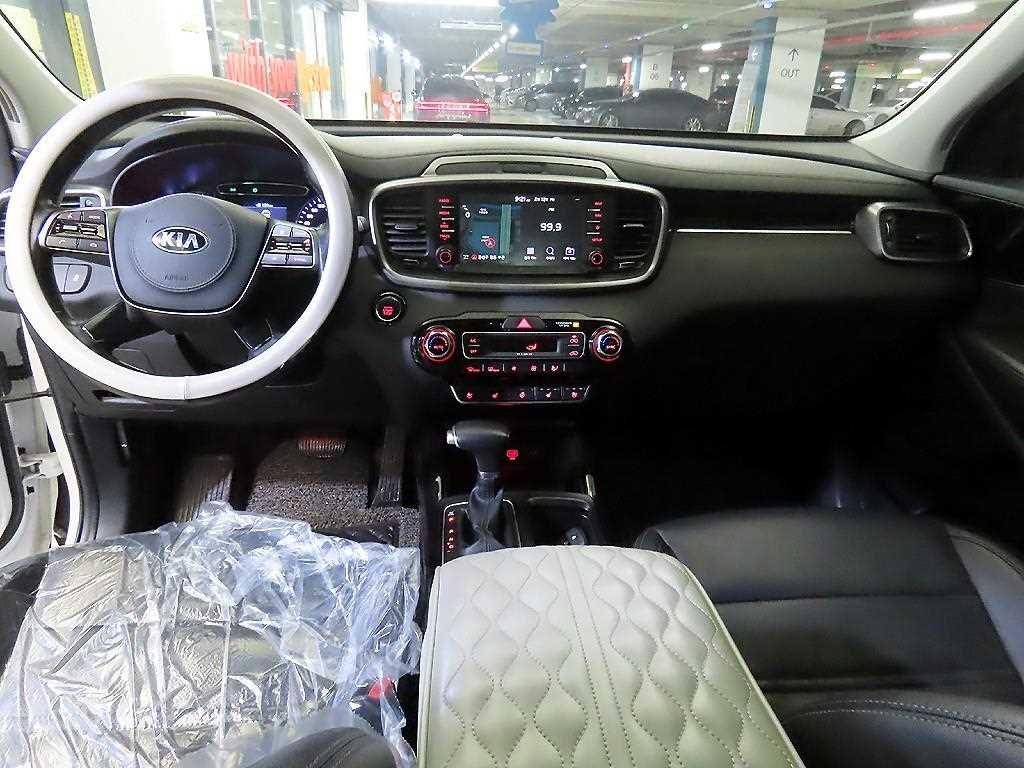 KIA Sorento - Vista 10