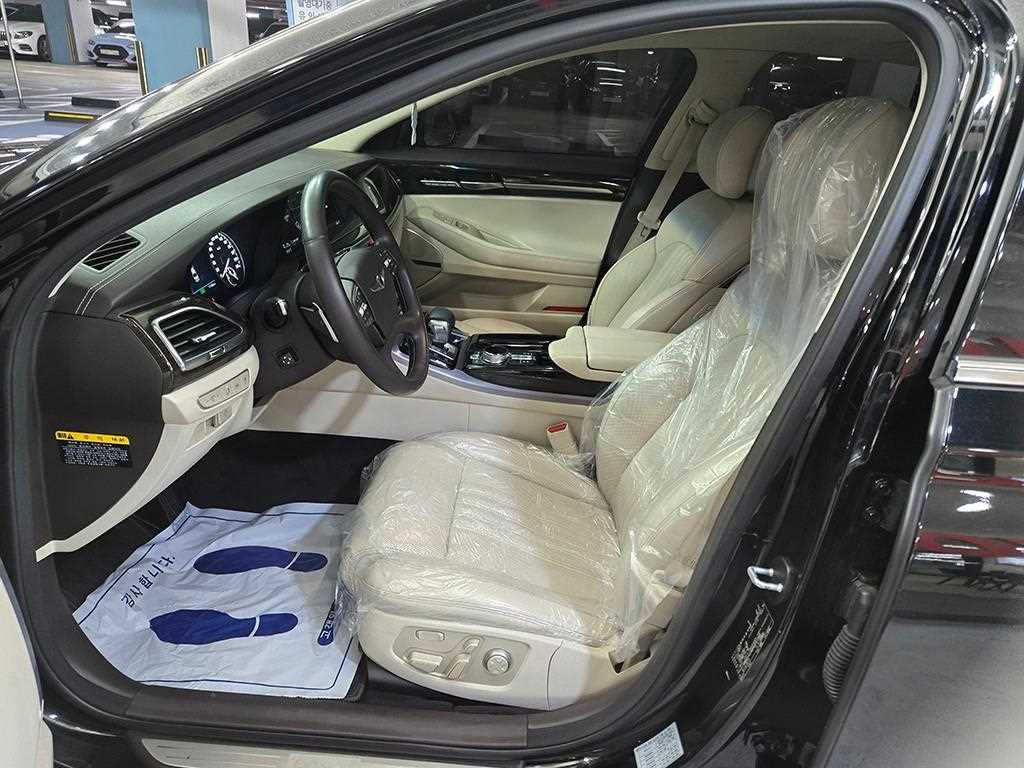 Genesis EQ900 - Vista 8