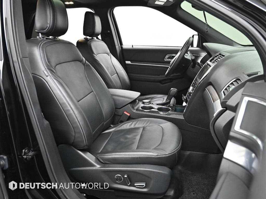 Ford Explorer - Vista 10