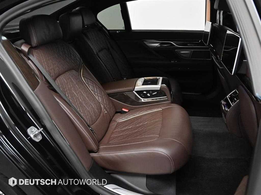 BMW 7 Series - Vista 12