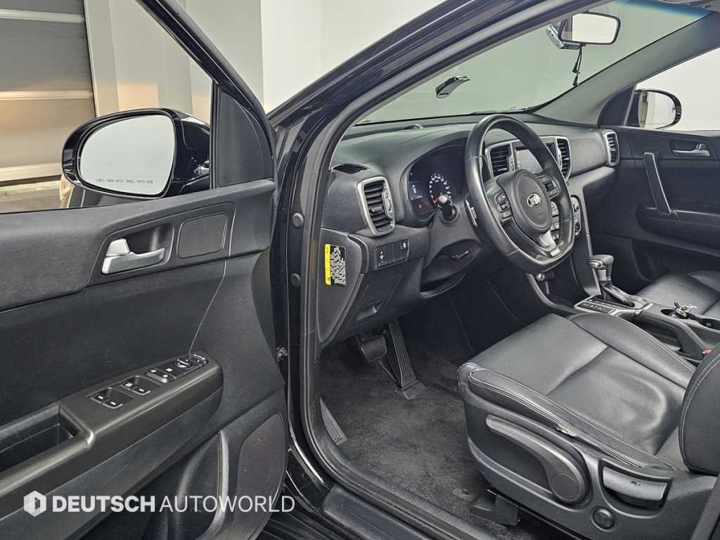 KIA Sportage - Vista 11