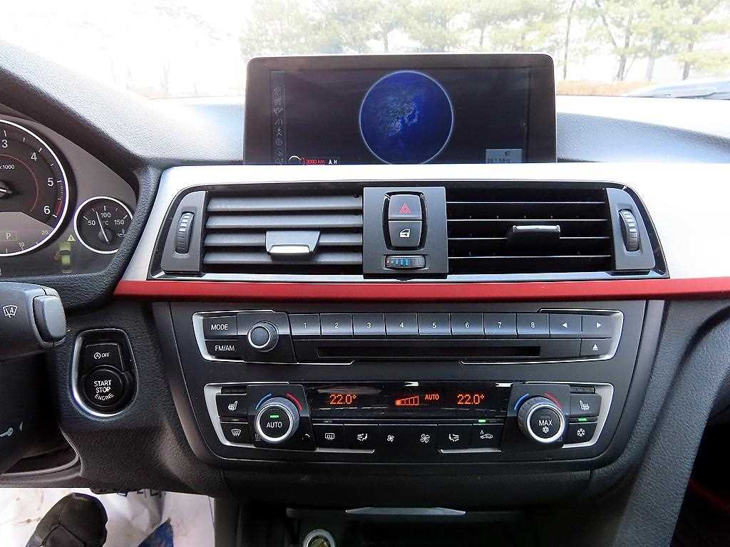 BMW 3 series 2012 Negro - Importación desde Corea - HF Imports Iquique - Foto 13