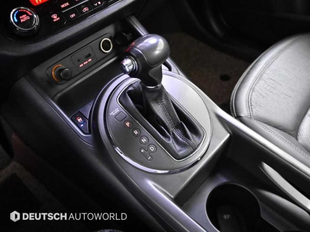 KIA Sportage - Vista 9