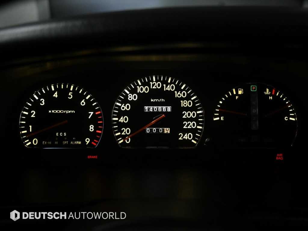 HYUNDAI Dynasty - Vista 8