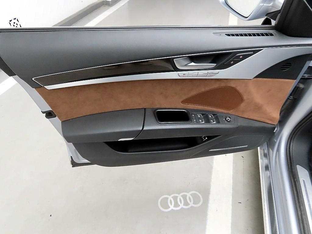Audi A8 - Vista 11