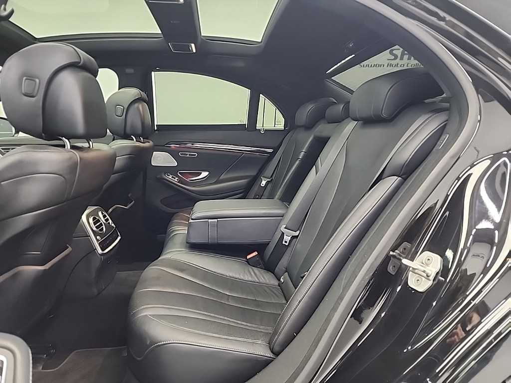 Mercedes Benz S Class - Vista 12