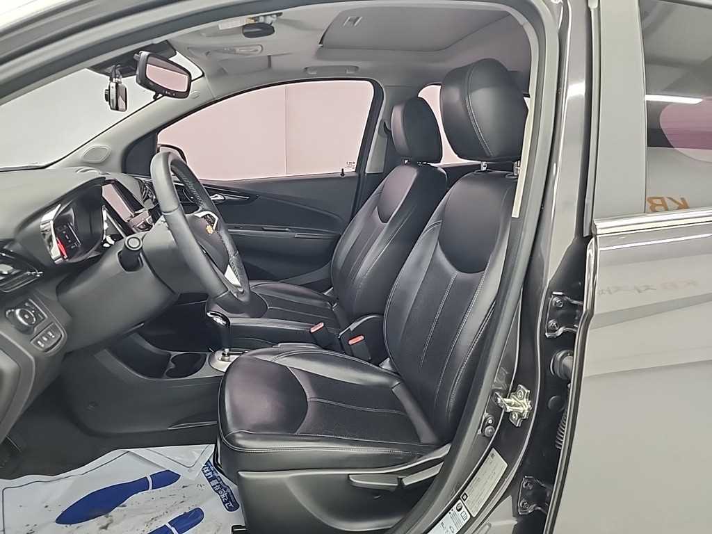 Chevrolet Spark - Vista 11