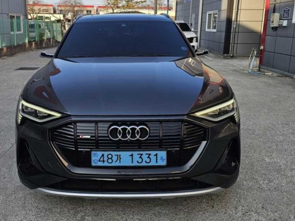 Audi e-Tron 2022 - Importación desde Corea - HF Imports Iquique - Foto 1