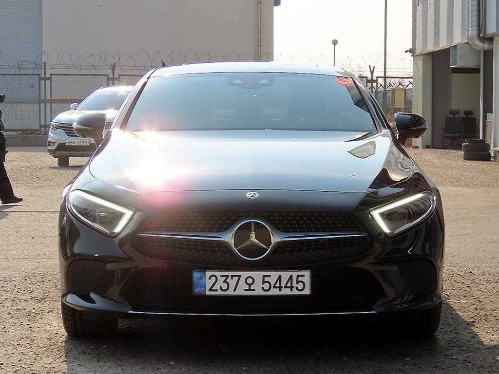 Mercedes Benz CLS Class - Vista 2