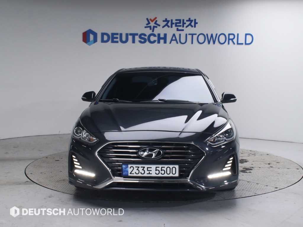 HYUNDAI Sonata - Vista 3