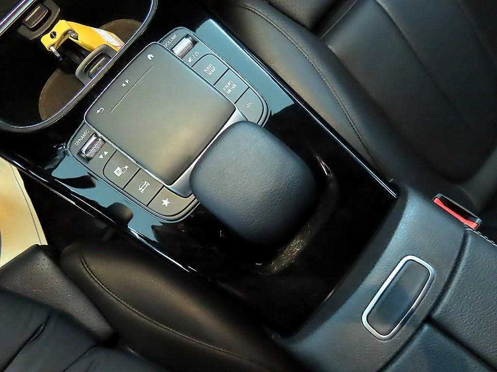 Mercedes Benz A Class - Vista 12