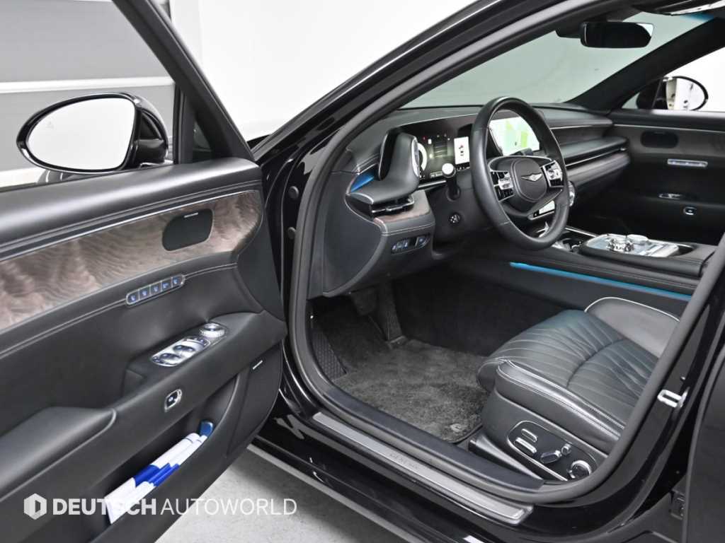 Genesis G90 - Vista 11