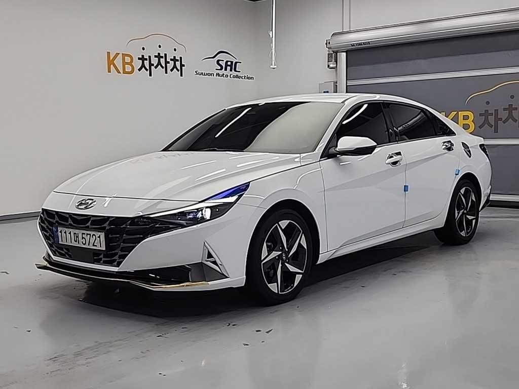 HYUNDAI Avante 2022 Blanco - Importación desde Corea - HF Imports Iquique - Foto 1