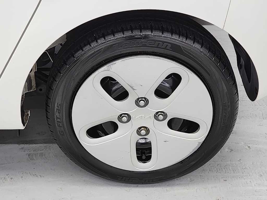 KIA Ray 2023 Blanco - Importación desde Corea - HF Imports Iquique - Foto 18