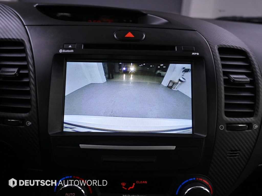 KIA K3 2014 Blanco - Importación desde Corea - HF Imports Iquique - Foto 15