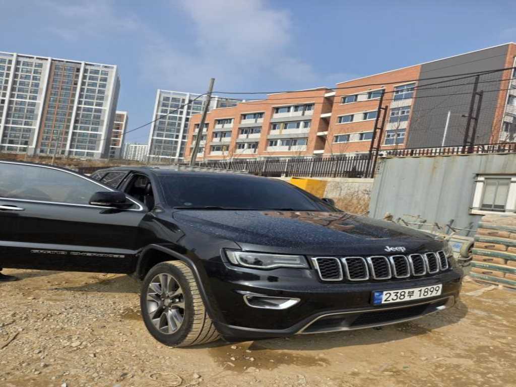 Jeep Cherokee - Vista 3