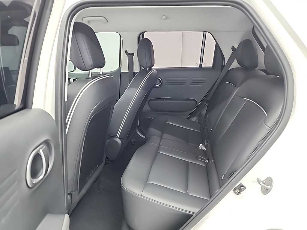 HYUNDAI Casper - Vista 12