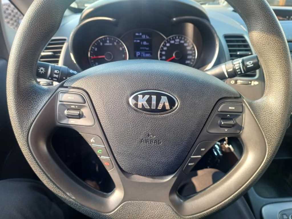 KIA K3 2014 Blanco - Importación desde Corea - HF Imports Iquique - Foto 15