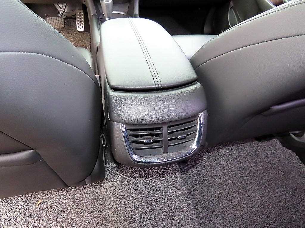 Chevrolet Malibu 2017 Blanco - Importación desde Corea - HF Imports Iquique - Foto 17