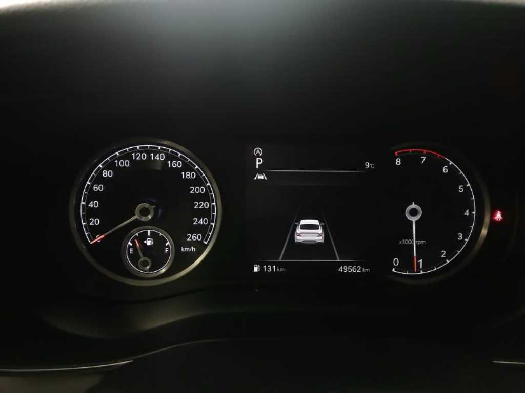 Genesis G70 - Vista 9