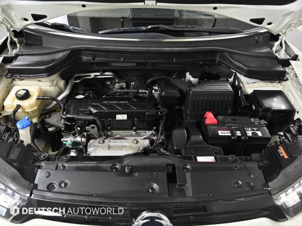 Ssangyong Tivoli - Vista 6