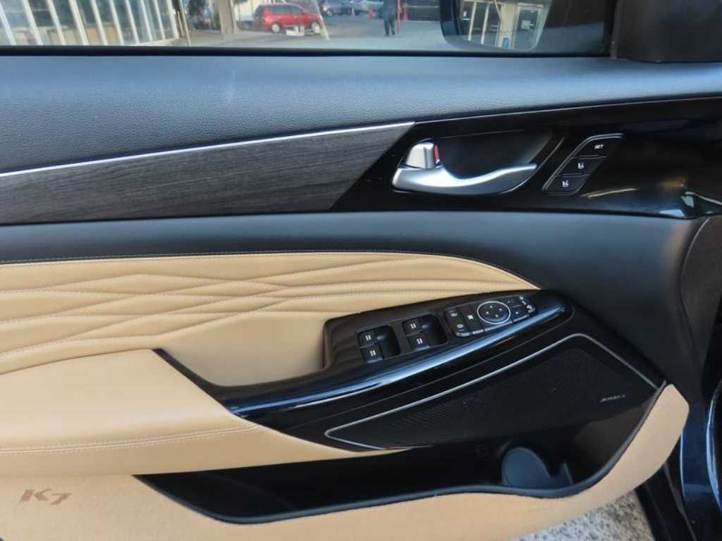 KIA K7 - Vista 6