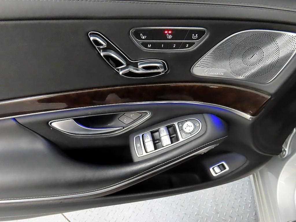 Mercedes Benz S Class - Vista 11