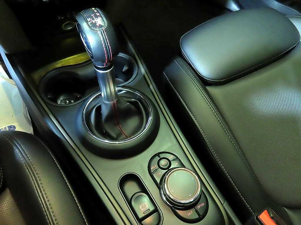 Mini Countryman - Vista 12