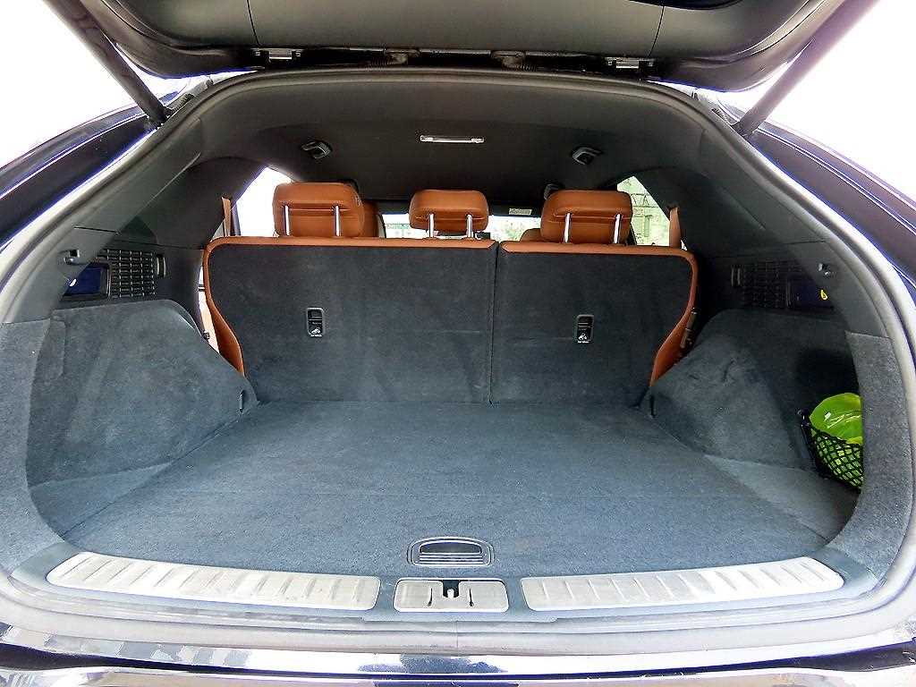 Genesis GV70 2022 Negro - Importación desde Corea - HF Imports Iquique - Foto 16