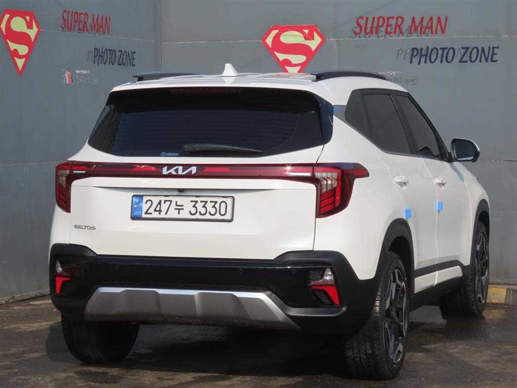 KIA Seltos - Vista 3