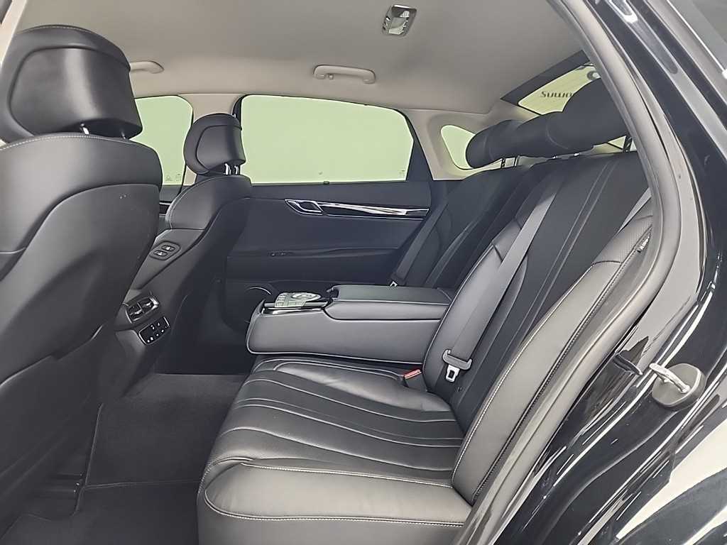 Genesis G80 - Vista 12