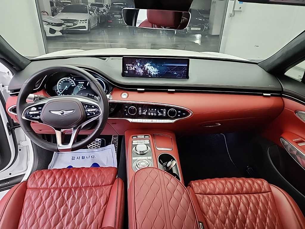 Genesis GV70 - Vista 7