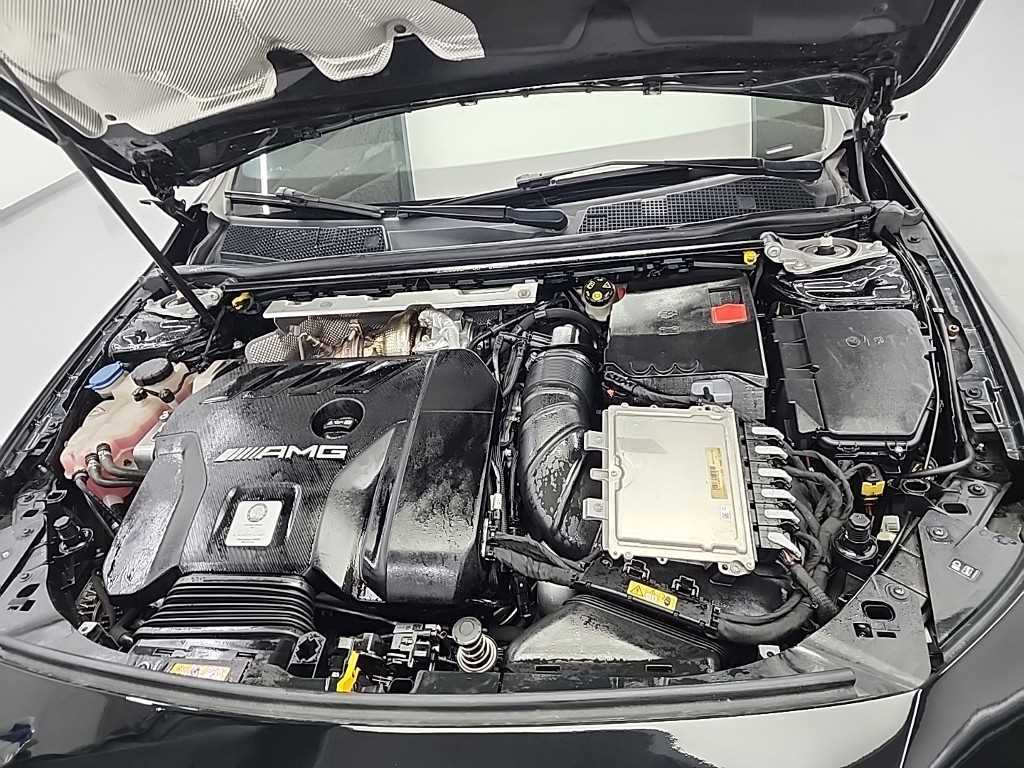 Mercedes Benz CLA Class - Vista 5