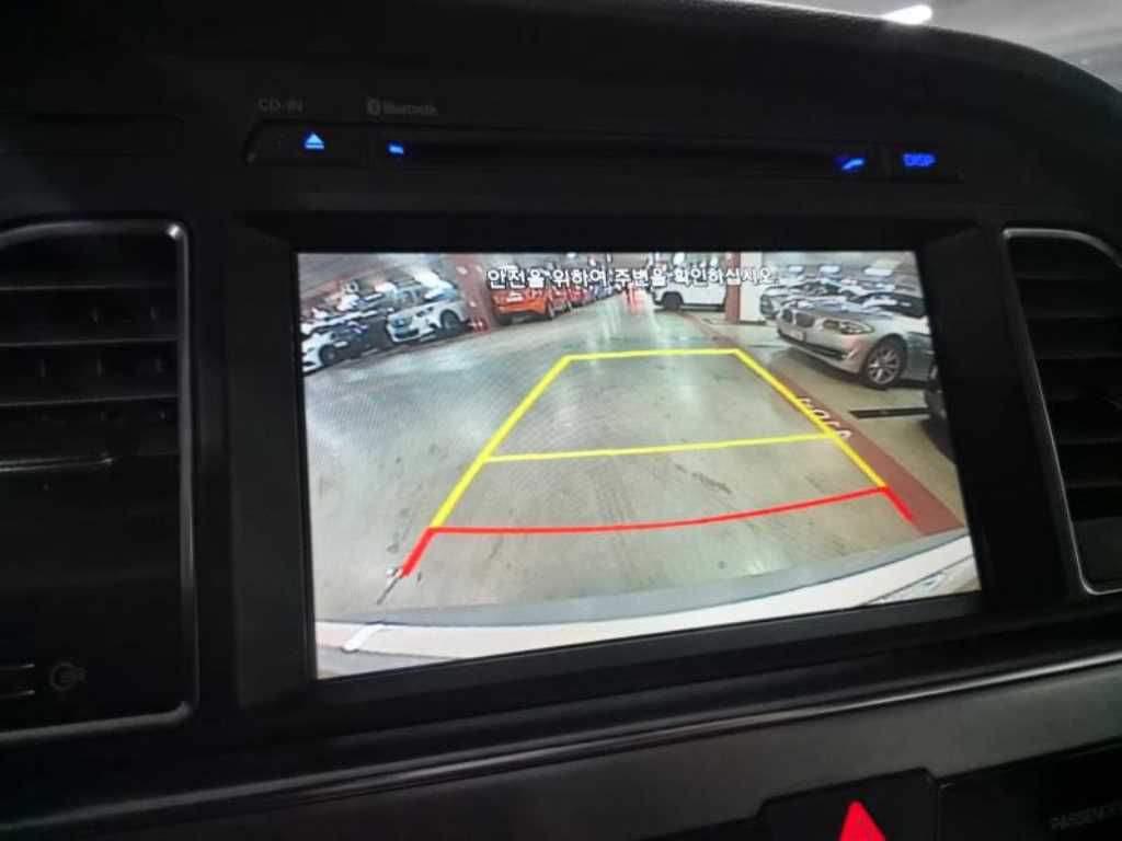 HYUNDAI Sonata - Vista 9