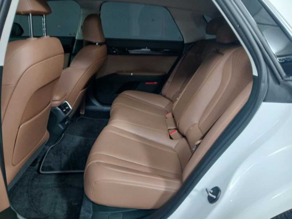 HYUNDAI Grandeur - Vista 7