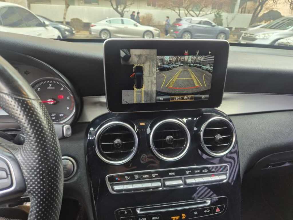 Mercedes Benz GLC Class 2018 Negro - Importación desde Corea - HF Imports Iquique - Foto 13