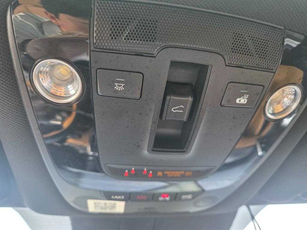 KIA Sorento - Vista 9