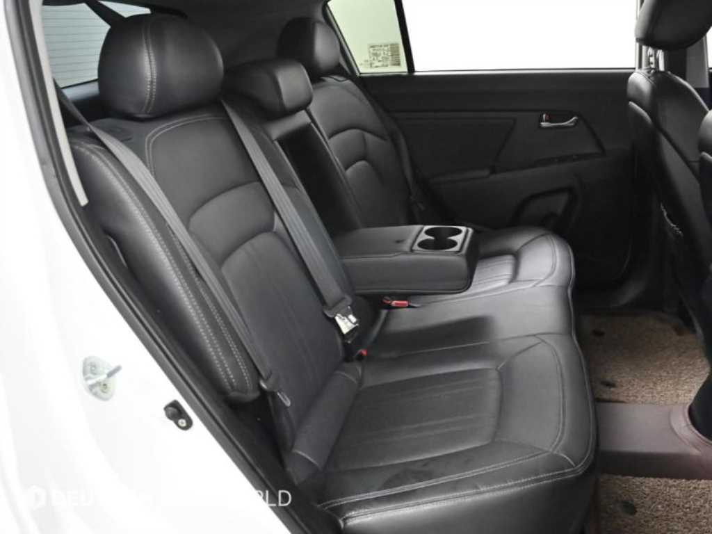 KIA Sportage - Vista 12