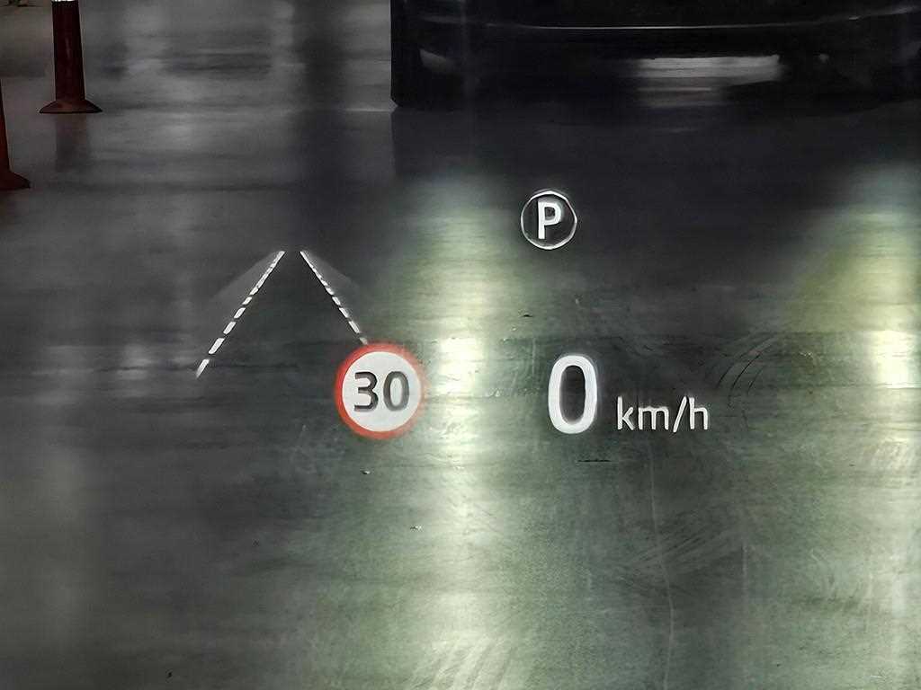 Land Rover Discovery Sports 2020 Blanco - Importación desde Corea - HF Imports Iquique - Foto 13