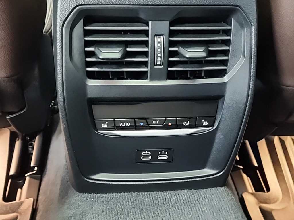 BMW i4 2024 Negro - Importación desde Corea - HF Imports Iquique - Foto 13