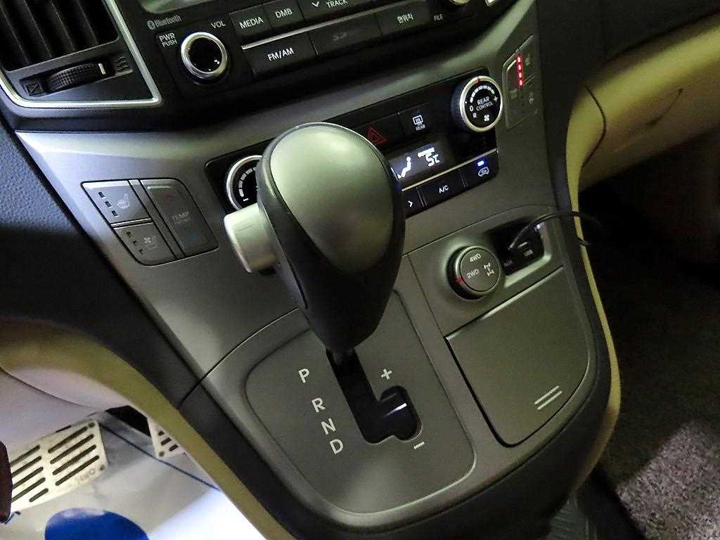 HYUNDAI Starex 2018 Azul - Importación desde Corea - HF Imports Iquique - Foto 14