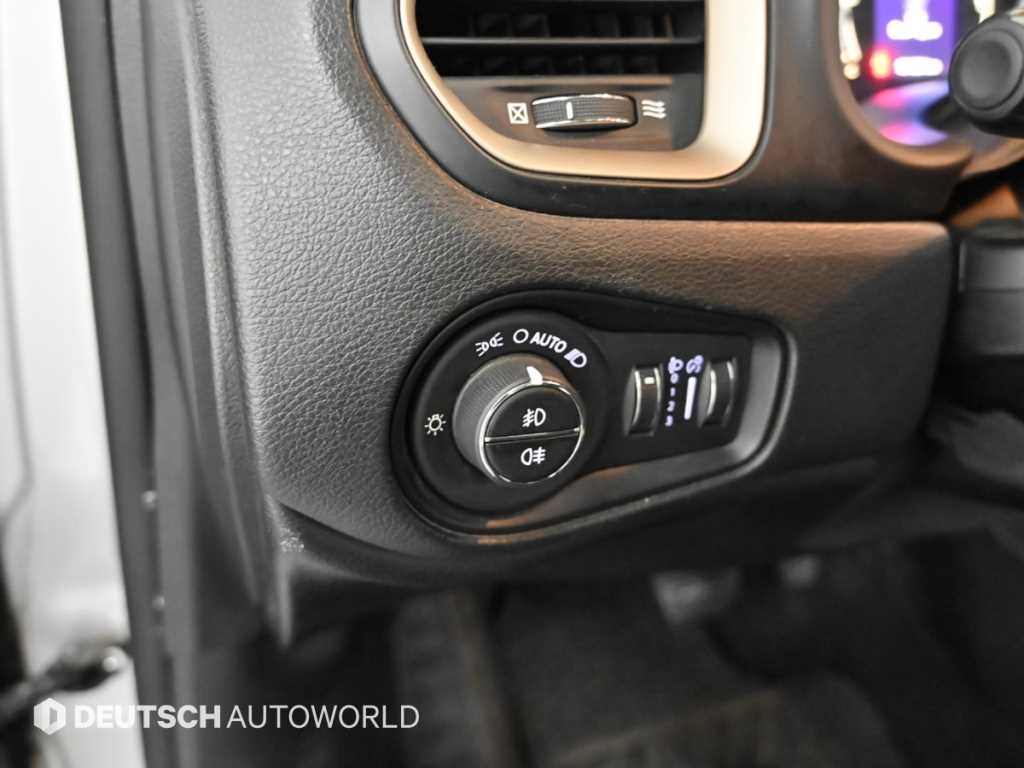 Jeep Renegade 2015 Plateado - Importación desde Corea - HF Imports Iquique - Foto 15