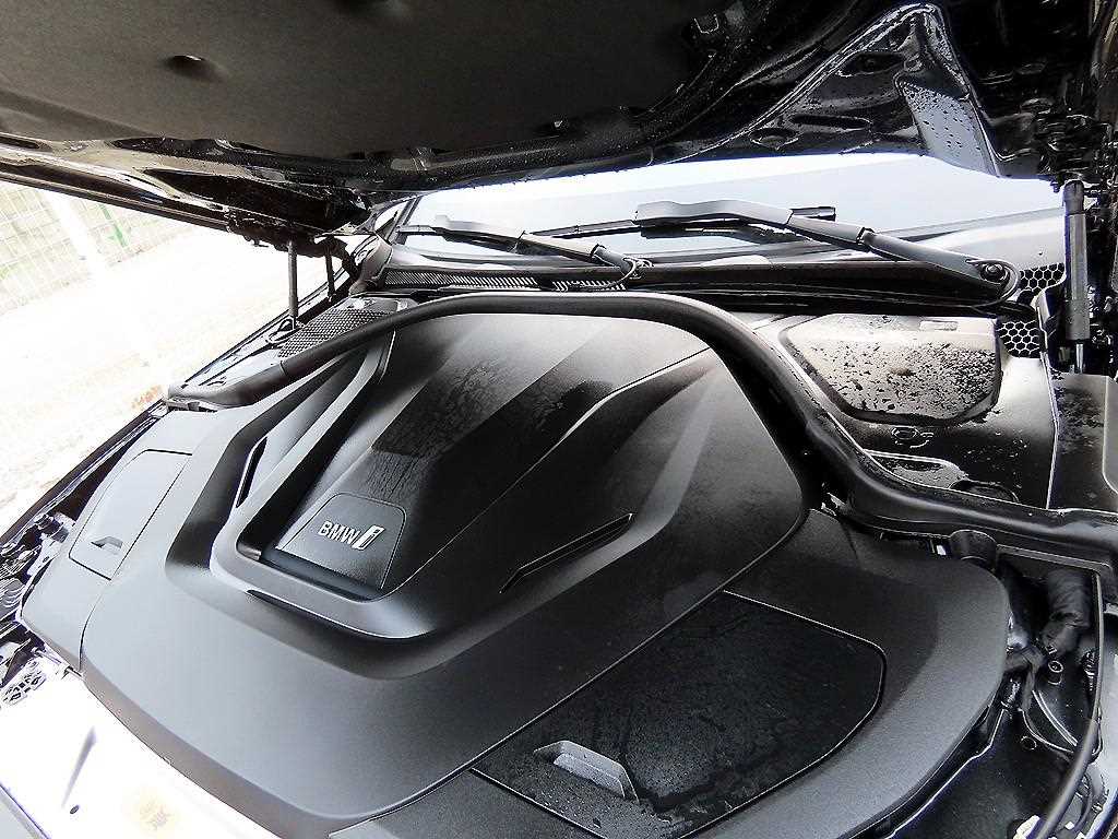 BMW i4 2024 Negro - Importación desde Corea - HF Imports Iquique - Foto 19