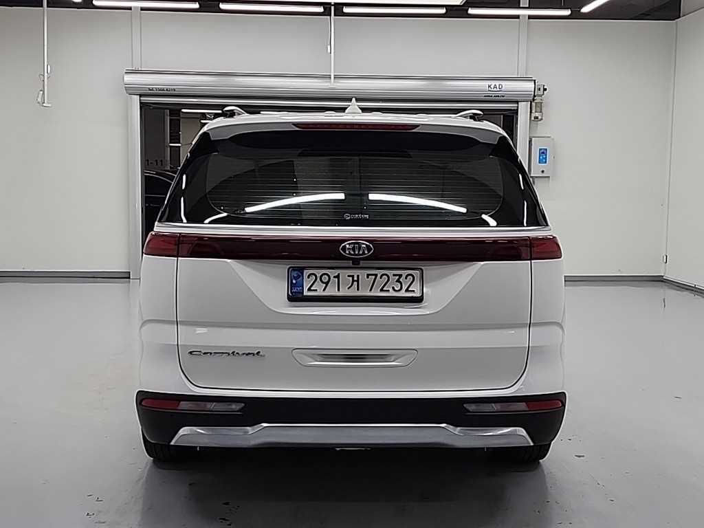 KIA Carnival - Vista 3