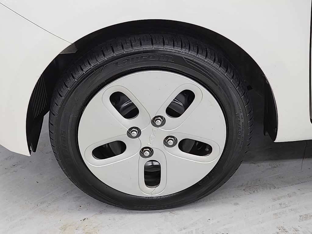 KIA Ray 2023 Blanco - Importación desde Corea - HF Imports Iquique - Foto 17