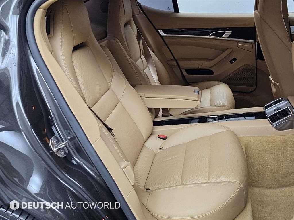 Porsche Panamera - Vista 12