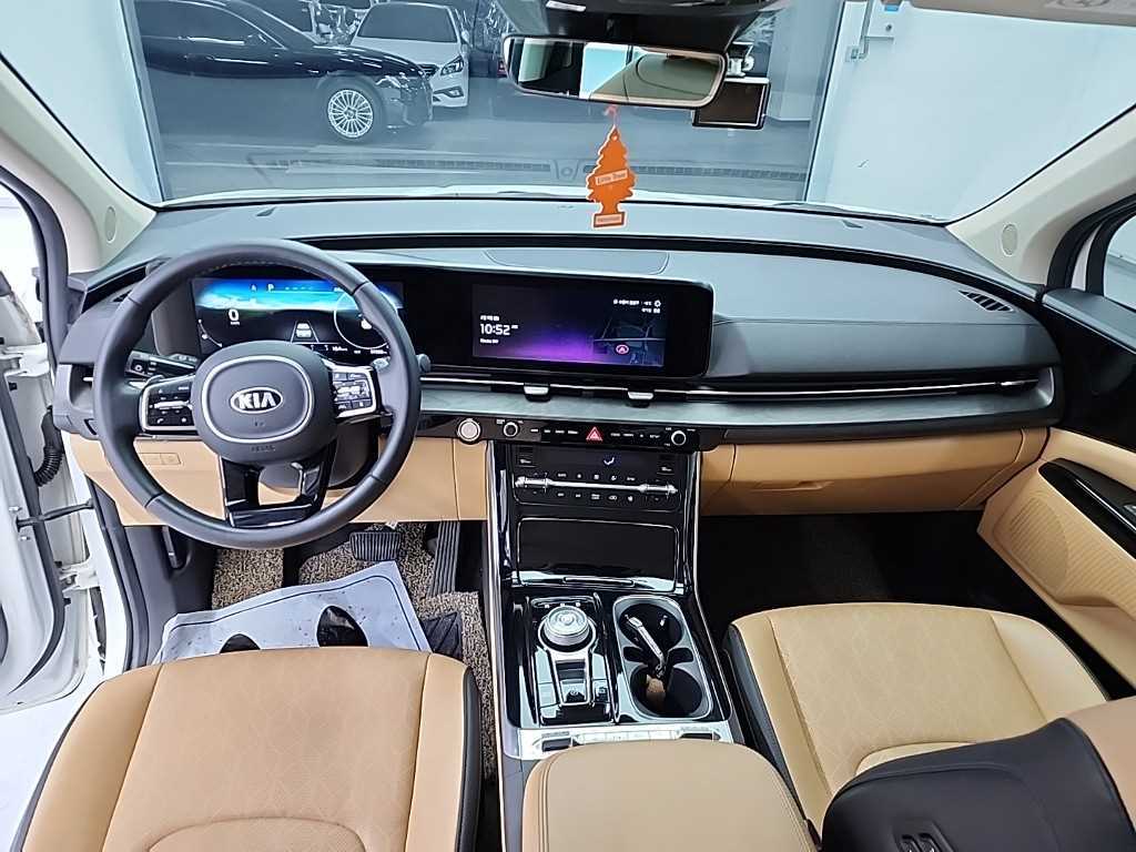 KIA Carnival - Vista 7